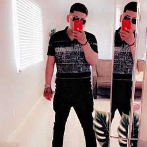 Meet your Posher, León